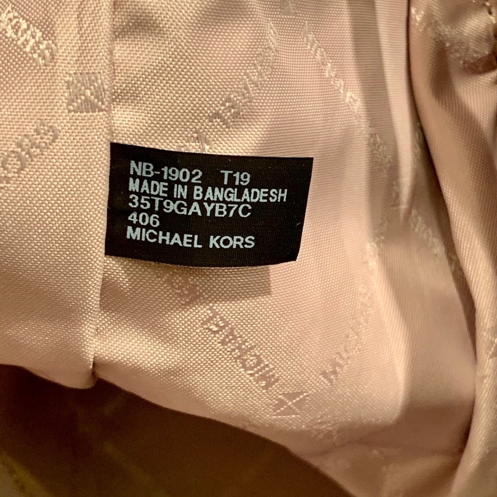 Michael Kors Abbey Large Logo Cargo Backpack - Picture 14 of 16